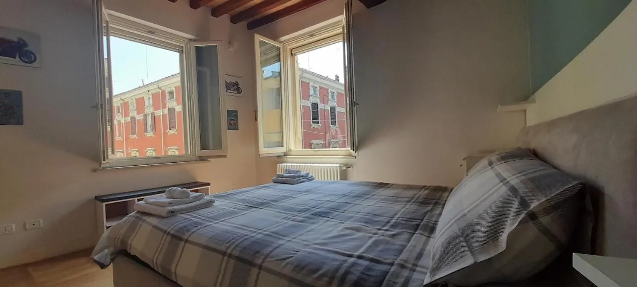 Daire Claude Cozy Corner-Apartment Parma